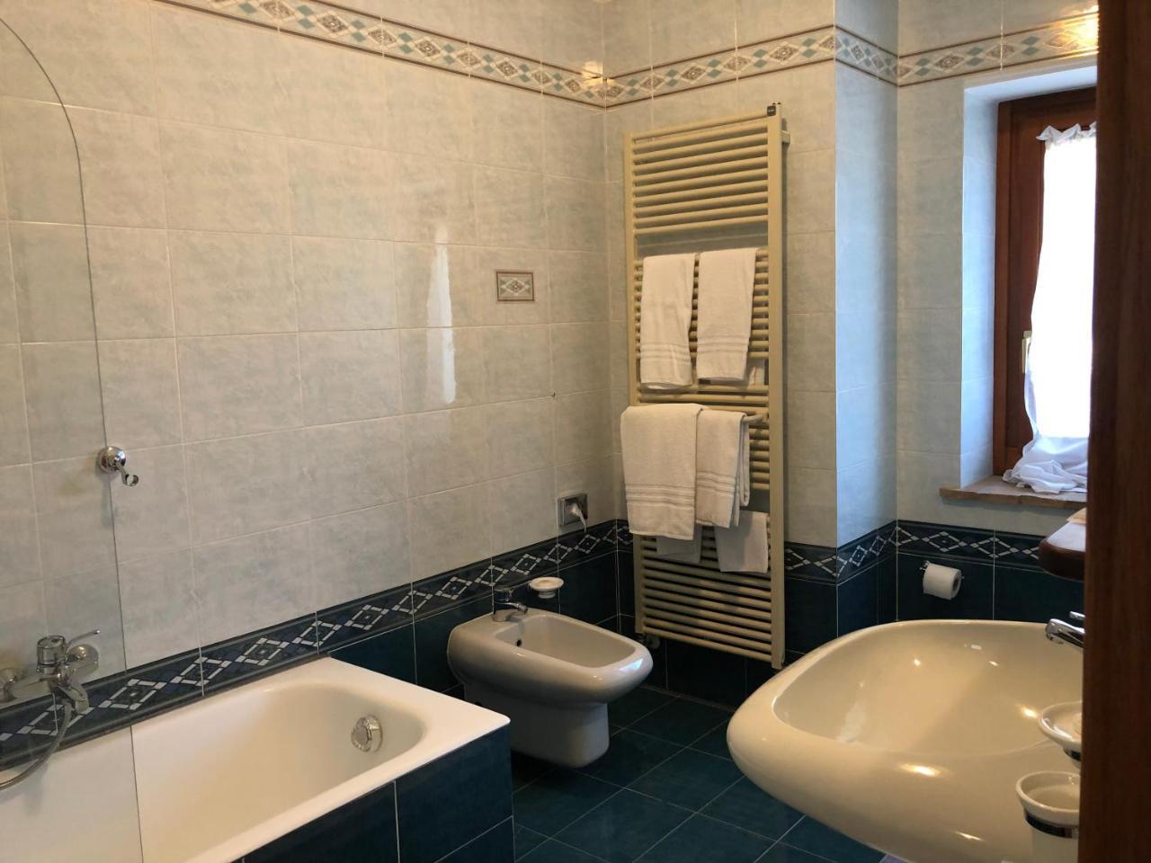 Agriturismo Beata Vanna ファブロ エクステリア 写真