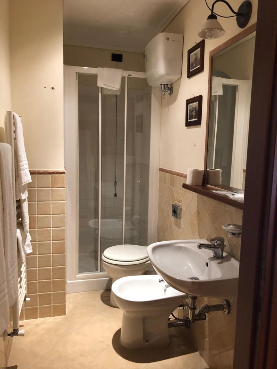 Agriturismo Beata Vanna ファブロ エクステリア 写真