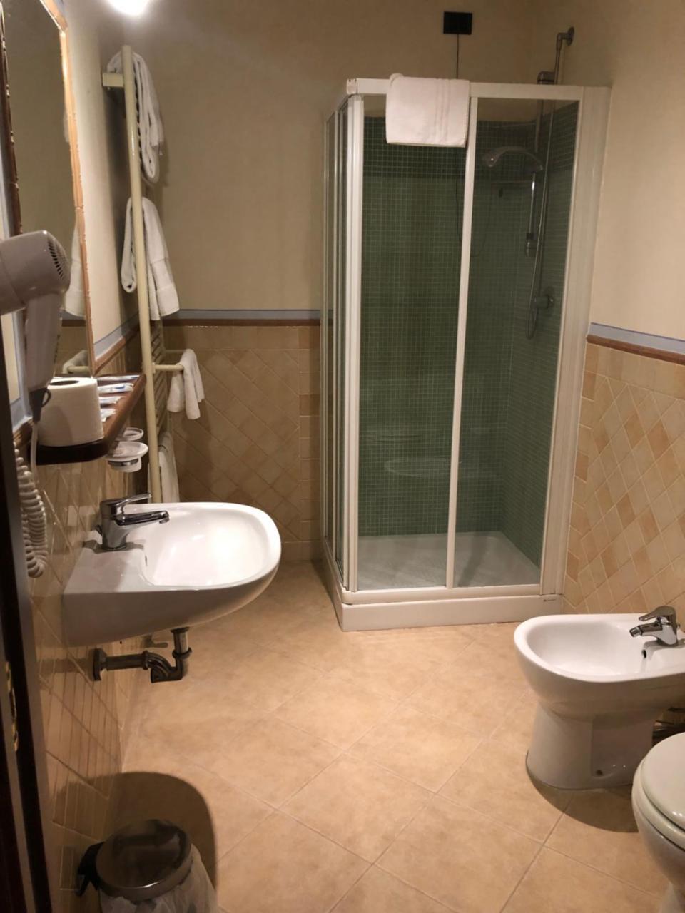 Agriturismo Beata Vanna ファブロ エクステリア 写真