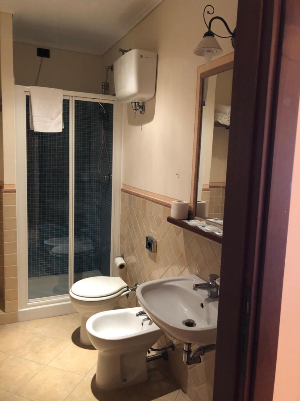 Agriturismo Beata Vanna ファブロ エクステリア 写真