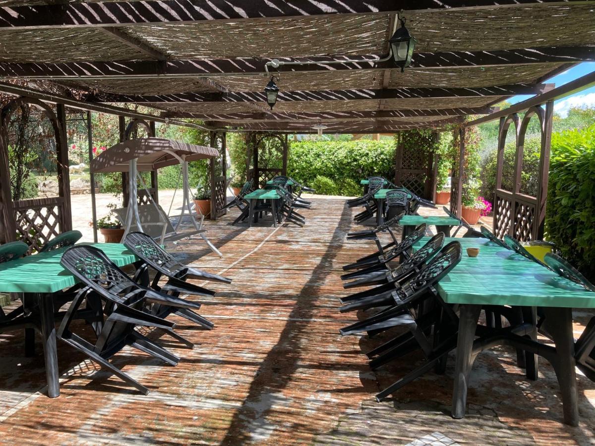 Agriturismo Beata Vanna ファブロ エクステリア 写真